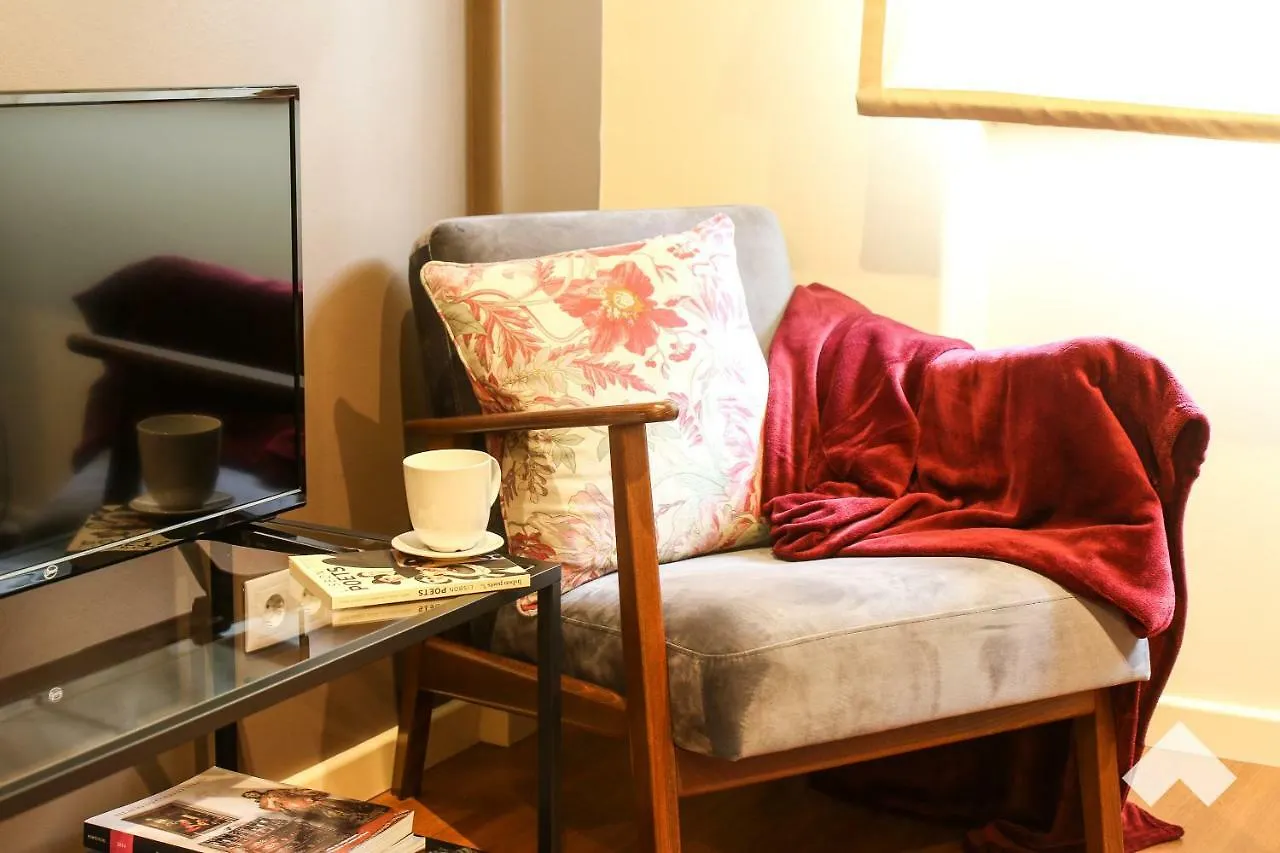 Apartment 92 - Your Home In Lisbon contacts